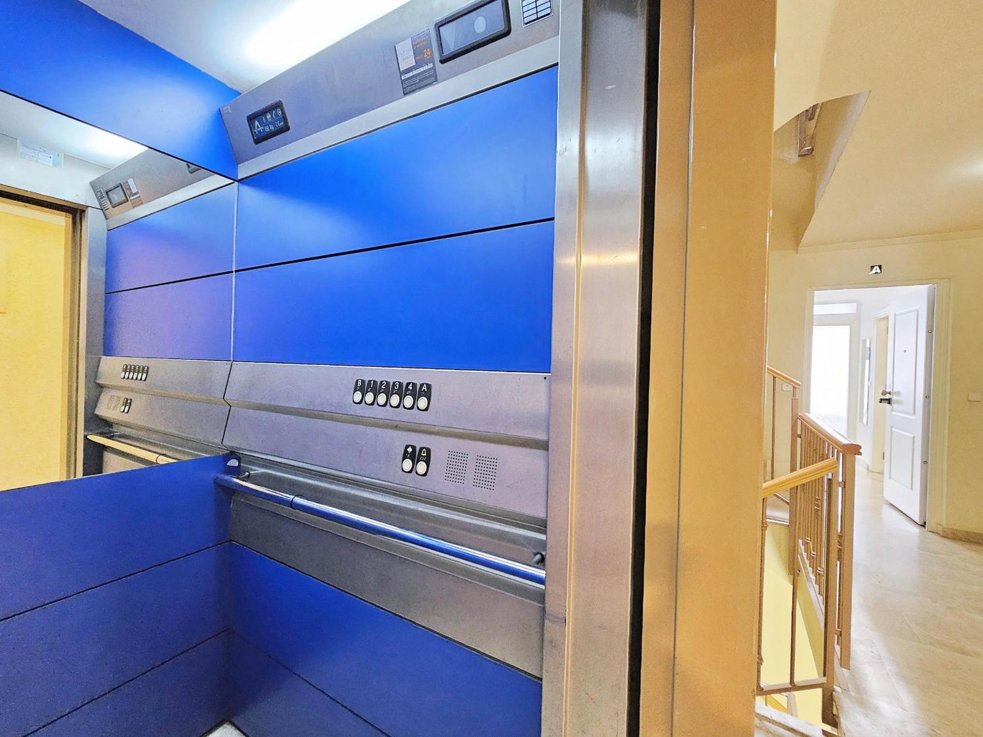 Apartamentos Nuevo Edificio Alba Cartagena Centro Parking Dış mekan fotoğraf