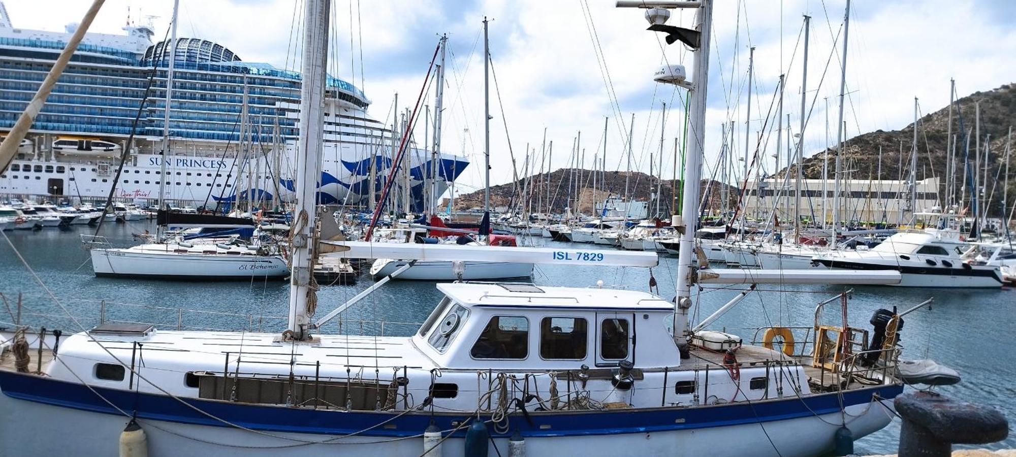 Apartamentos Nuevo Edificio Alba Cartagena Centro Parking Dış mekan fotoğraf